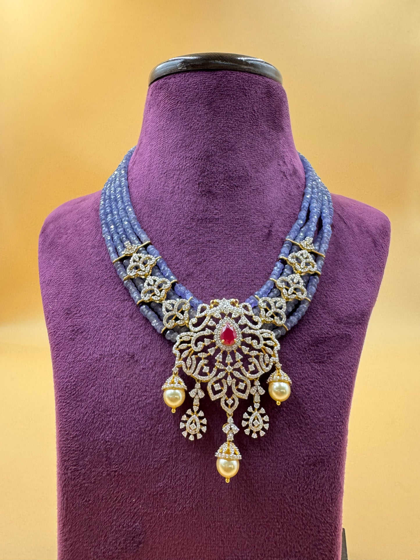 Tanzanite 18KT with red stones and pearls Neclace